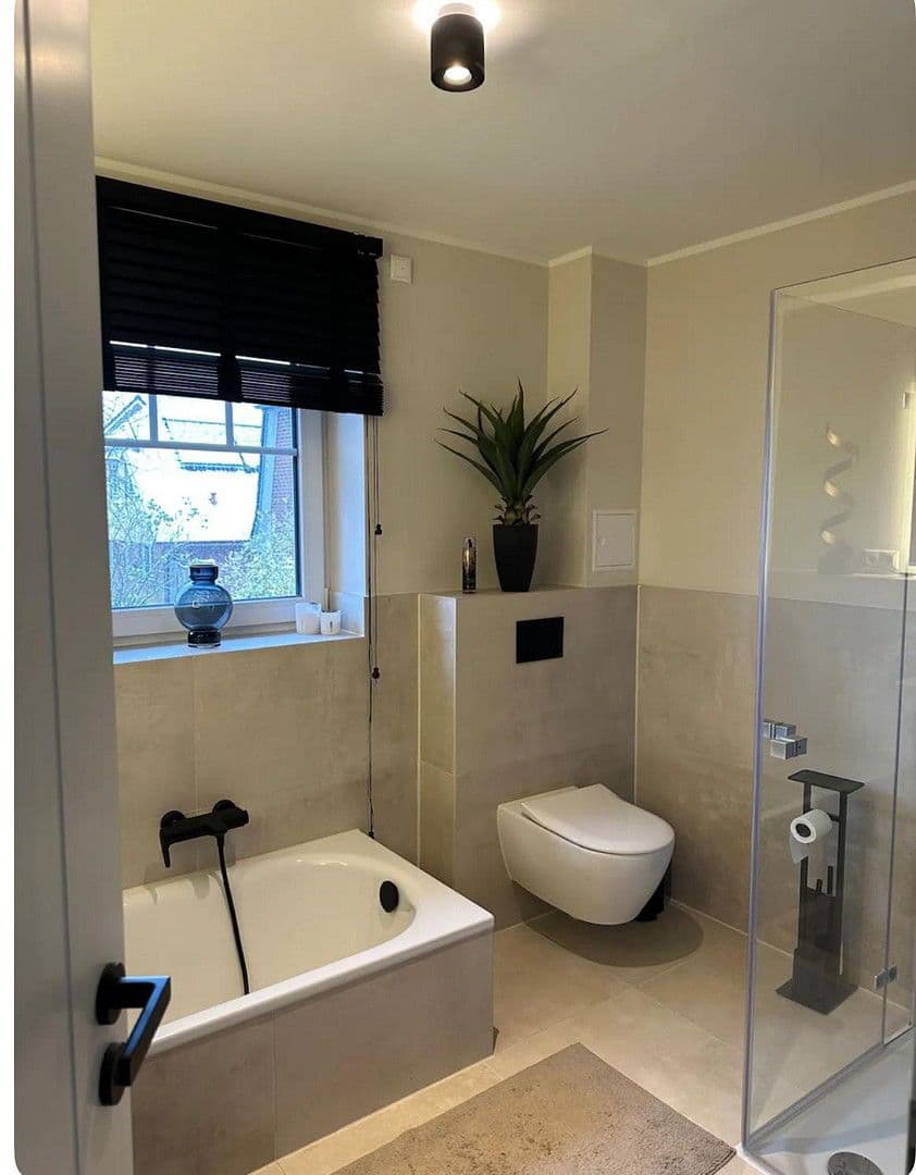 Prodej domu 108 m², pozemek 161 m², Halstenbek, Šlesvicko-Holštýnsko Prodej domu 108 m², pozemek 161 m², Halstenbek, Šlesvicko-Holštýnsko