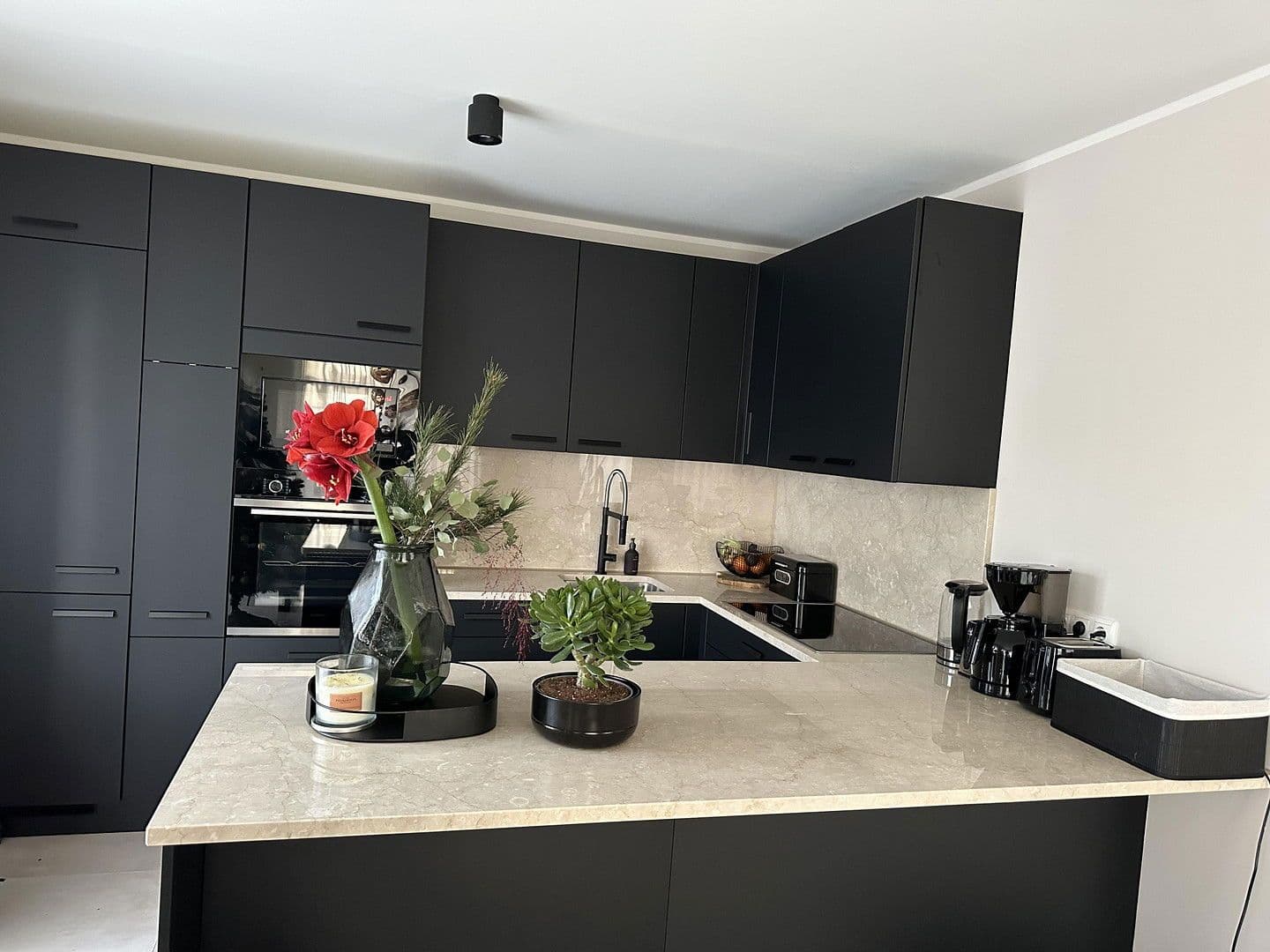 Prodej domu 108 m², pozemek 161 m², Halstenbek, Šlesvicko-Holštýnsko Prodej domu 108 m², pozemek 161 m², Halstenbek, Šlesvicko-Holštýnsko