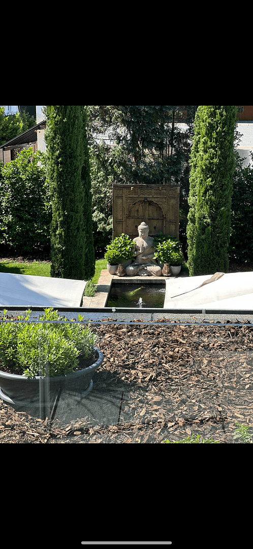 Pronájem bytu 3+1 85 m², Bergische-Landstr.262, Düsseldorf, Severní Porýní-Vestfálsko Pronájem bytu 3+1 85 m², Bergische-Landstr.262, Düsseldorf, Severní Porýní-Vestfálsko