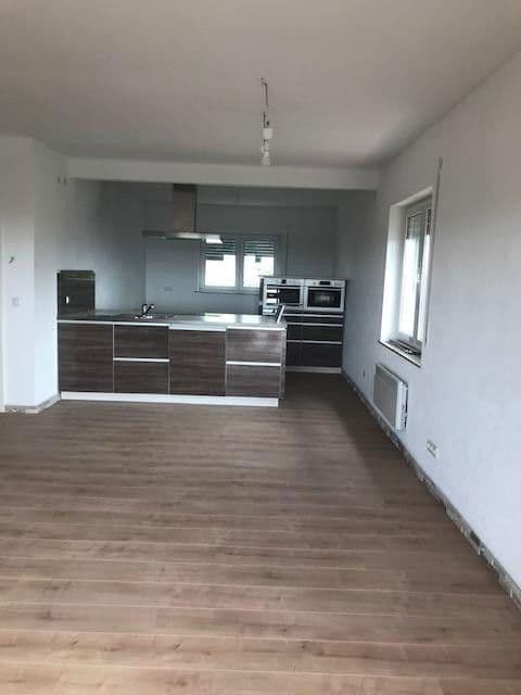 Prodej domu 210 m², pozemek 462 m², Lindenstrasse 2, Klein-Winternheim, Porýní-Falc Prodej domu 210 m², pozemek 462 m², Lindenstrasse 2, Klein-Winternheim, Porýní-Falc