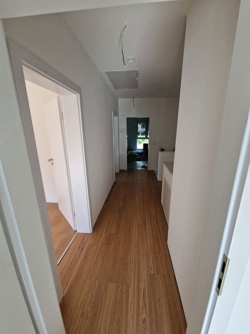 Pronájem domu 142 m², pozemek 530 m², Brandenburger Straße 4, Zeuthen, Braniborsko Pronájem domu 142 m², pozemek 530 m², Brandenburger Straße 4, Zeuthen, Braniborsko