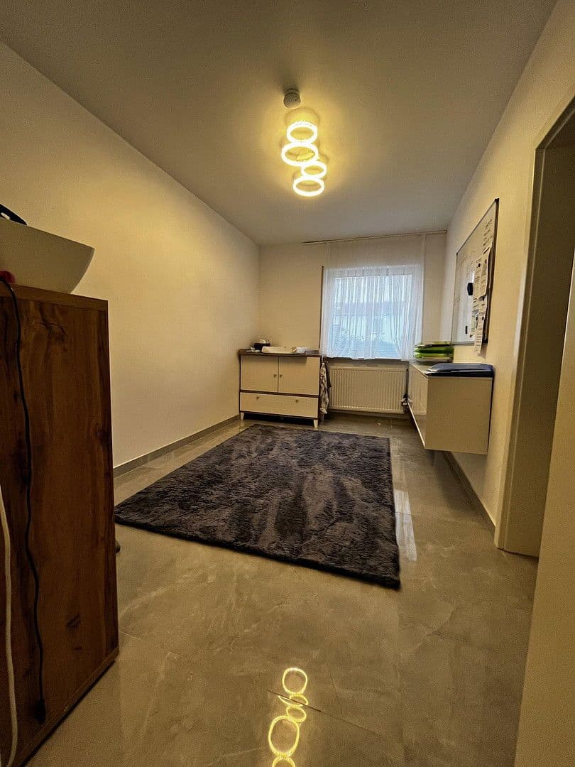 Prodej domu 252 m², pozemek 767 m², Mutterstadt, Porýní-Falc Prodej domu 252 m², pozemek 767 m², Mutterstadt, Porýní-Falc