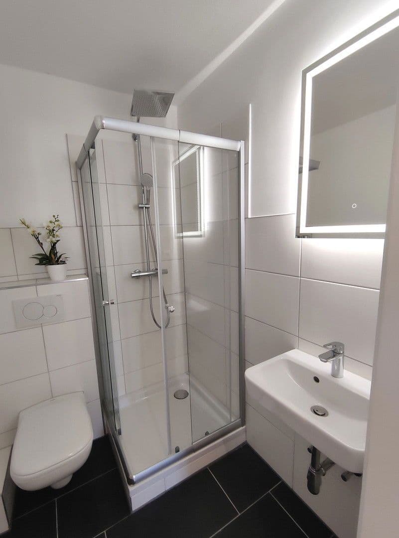 Pronájem bytu 3+1 76 m², Lutherstr. 1, Bremerhaven, Bremen Pronájem bytu 3+1 76 m², Lutherstr. 1, Bremerhaven, Bremen