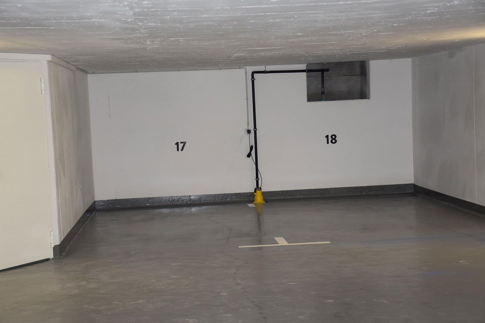 Pronájem bytu 3+1 50 m², Konstanz, Bádensko-Württembersko Pronájem bytu 3+1 50 m², Konstanz, Bádensko-Württembersko