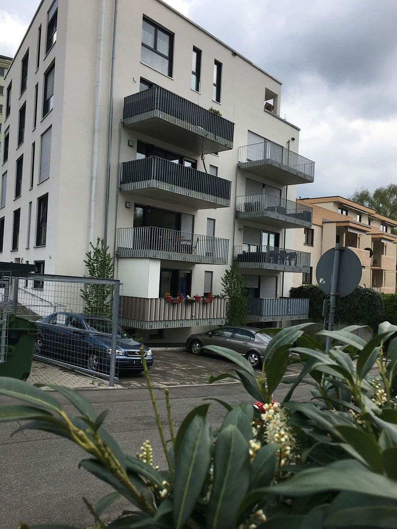 Pronájem bytu 3+1 50 m², Konstanz, Bádensko-Württembersko Pronájem bytu 3+1 50 m², Konstanz, Bádensko-Württembersko