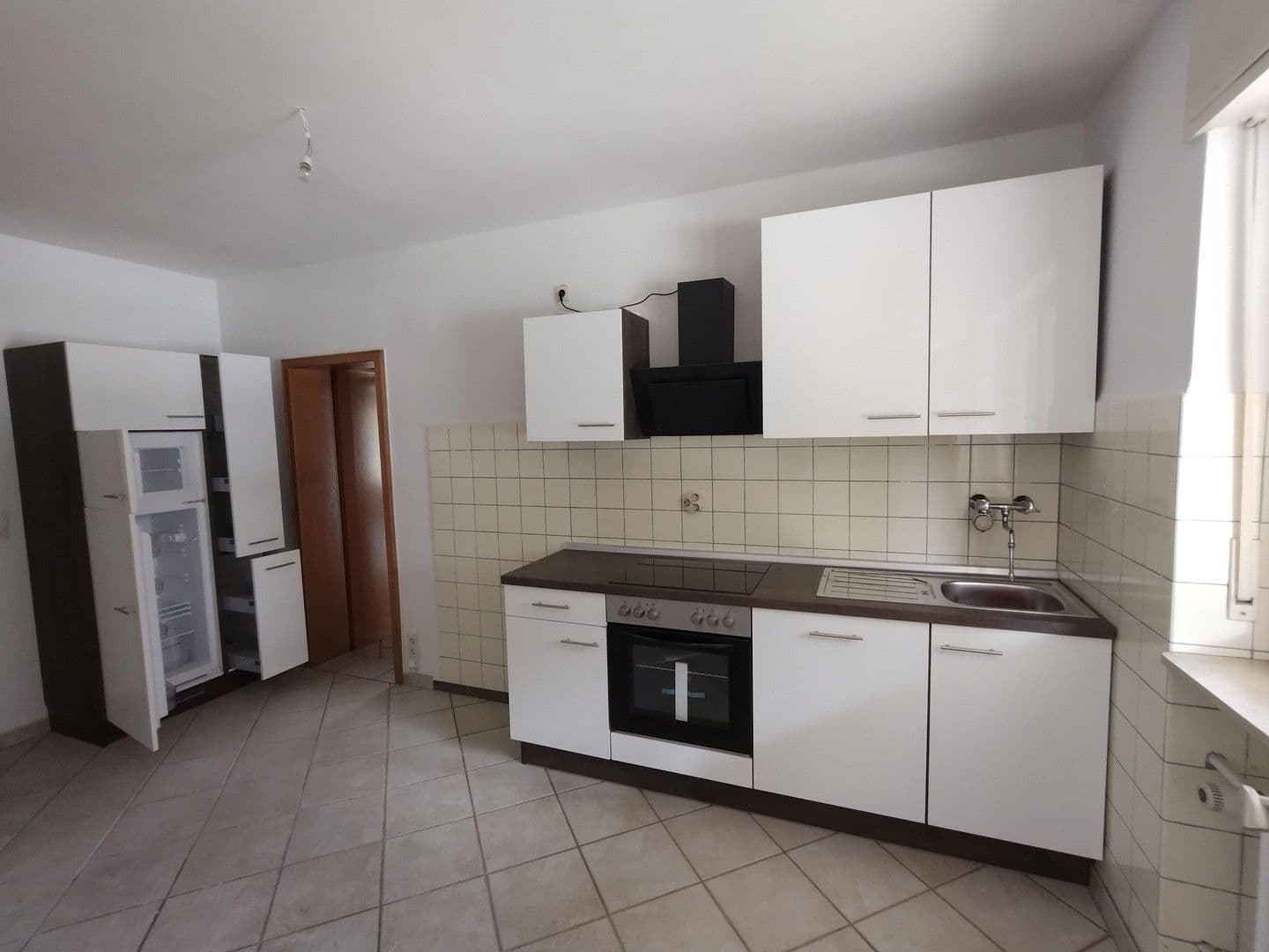 Pronájem bytu 3+1 119 m², Schwimmbadstraße 7, Bad Herrenalb, Bádensko-Württembersko Pronájem bytu 3+1 119 m², Schwimmbadstraße 7, Bad Herrenalb, Bádensko-Württembersko