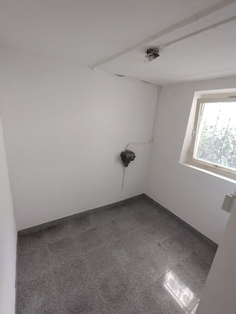 Pronájem bytu 3+1 119 m², Schwimmbadstraße 7, Bad Herrenalb, Bádensko-Württembersko Pronájem bytu 3+1 119 m², Schwimmbadstraße 7, Bad Herrenalb, Bádensko-Württembersko