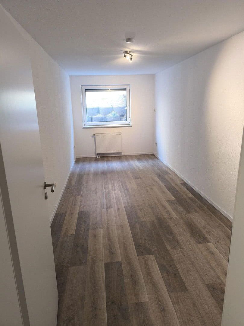 Pronájem bytu 3+1 95 m², Rheinbach, Severní Porýní-Vestfálsko Pronájem bytu 3+1 95 m², Rheinbach, Severní Porýní-Vestfálsko