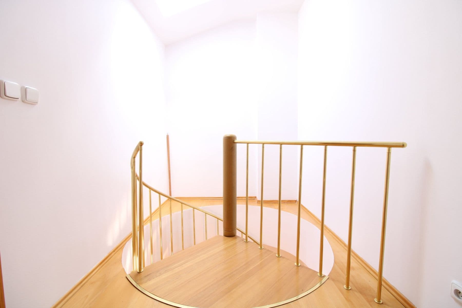 Pronájem bytu 170 m², Vinohradská, Praha, Praha Pronájem bytu 170 m², Vinohradská, Praha, Praha