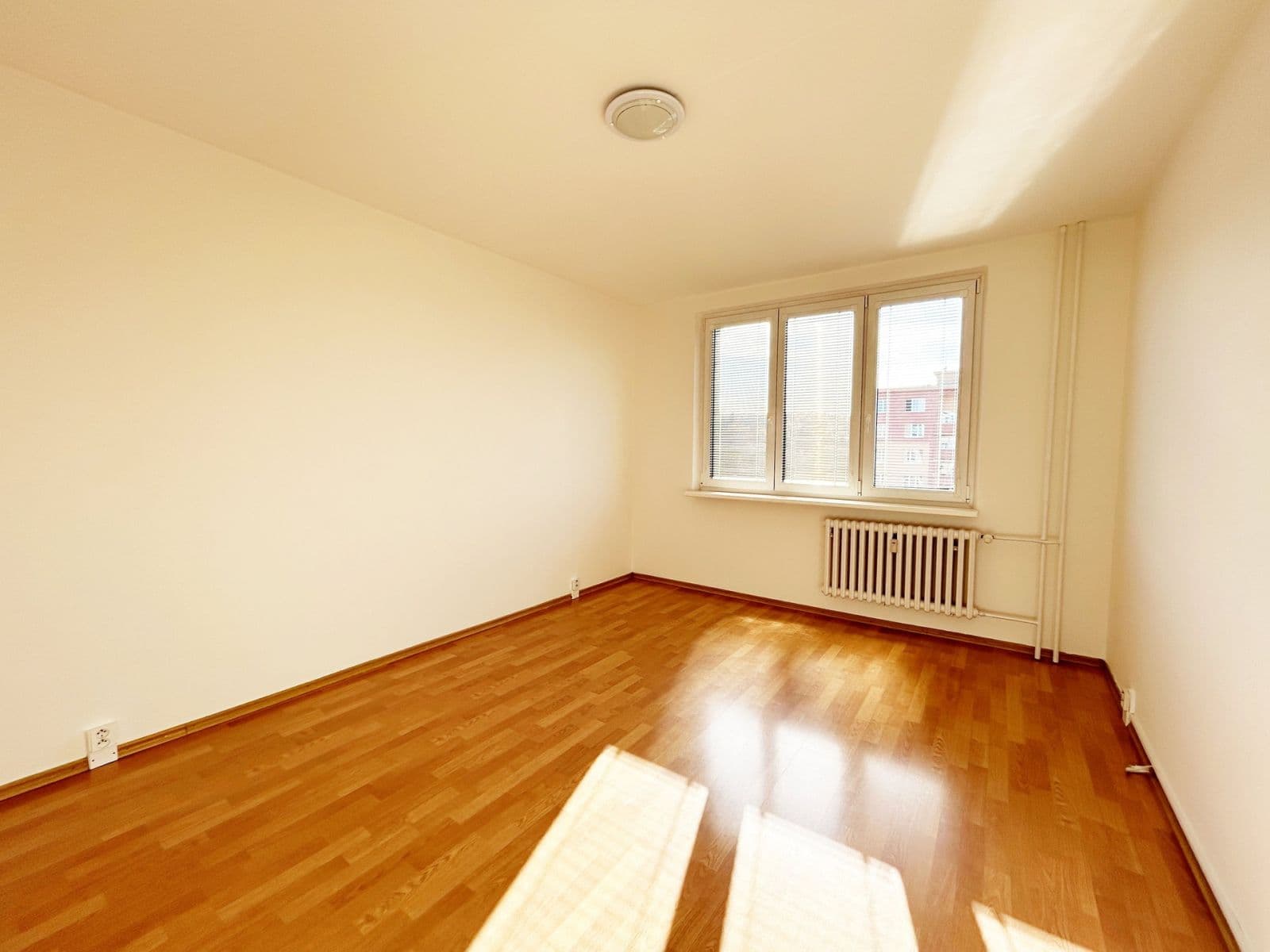 Pronájem bytu 2+1 63 m², Leopolda Peka, Říčany, Středočeský kraj Pronájem bytu 2+1 63 m², Leopolda Peka, Říčany, Středočeský kraj