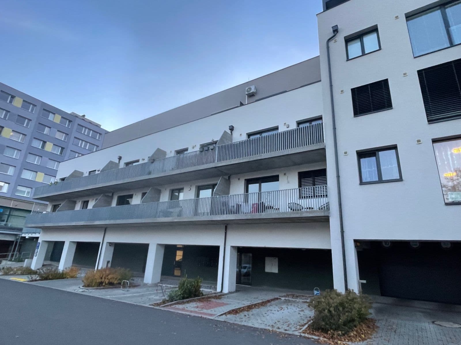 Pronájem bytu 2+kk 65 m², Okružní, Beroun, Středočeský kraj Pronájem bytu 2+kk 65 m², Okružní, Beroun, Středočeský kraj