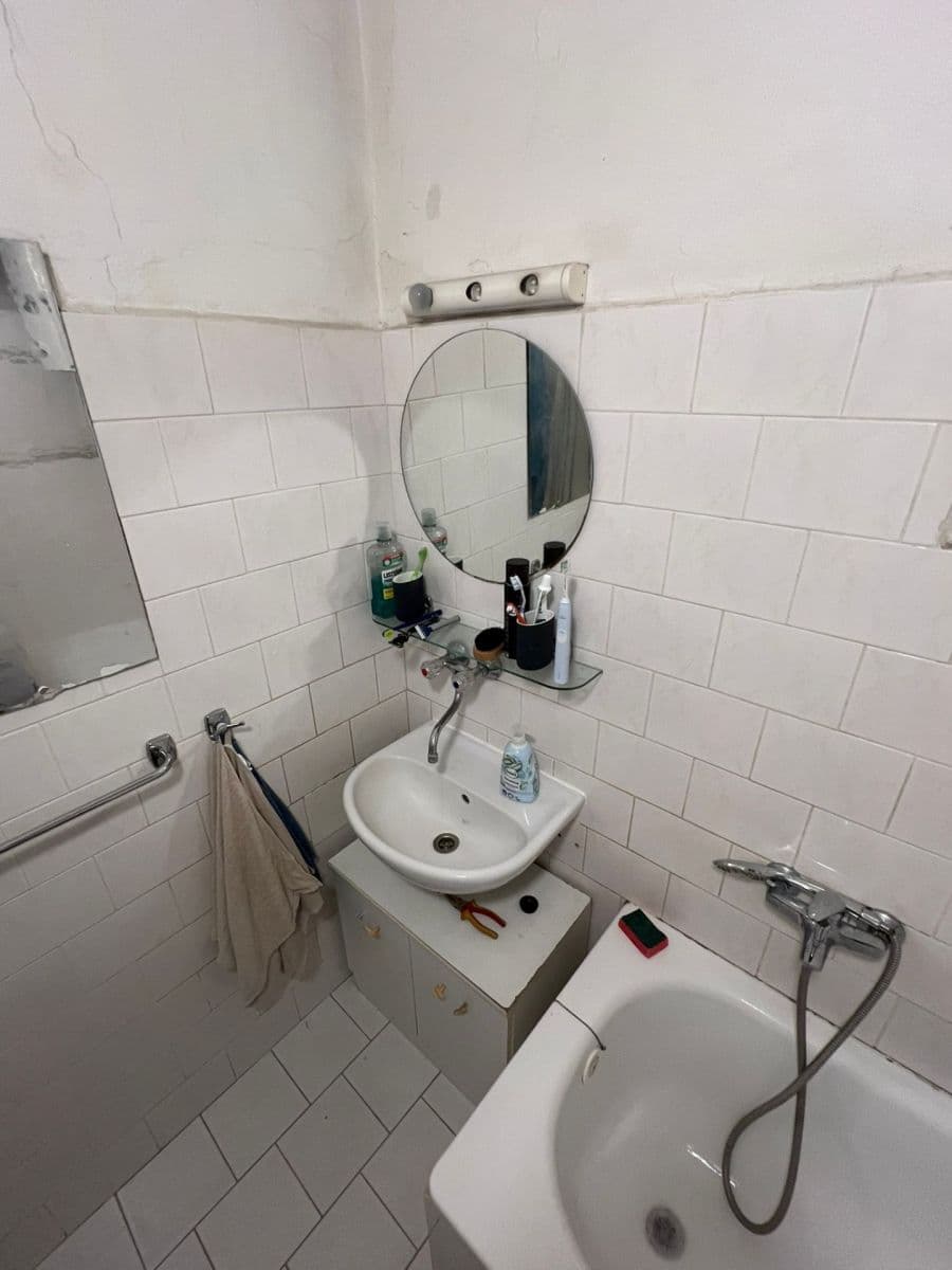 Pronájem bytu 3+1 80 m², Minská, Praha, Praha Pronájem bytu 3+1 80 m², Minská, Praha, Praha