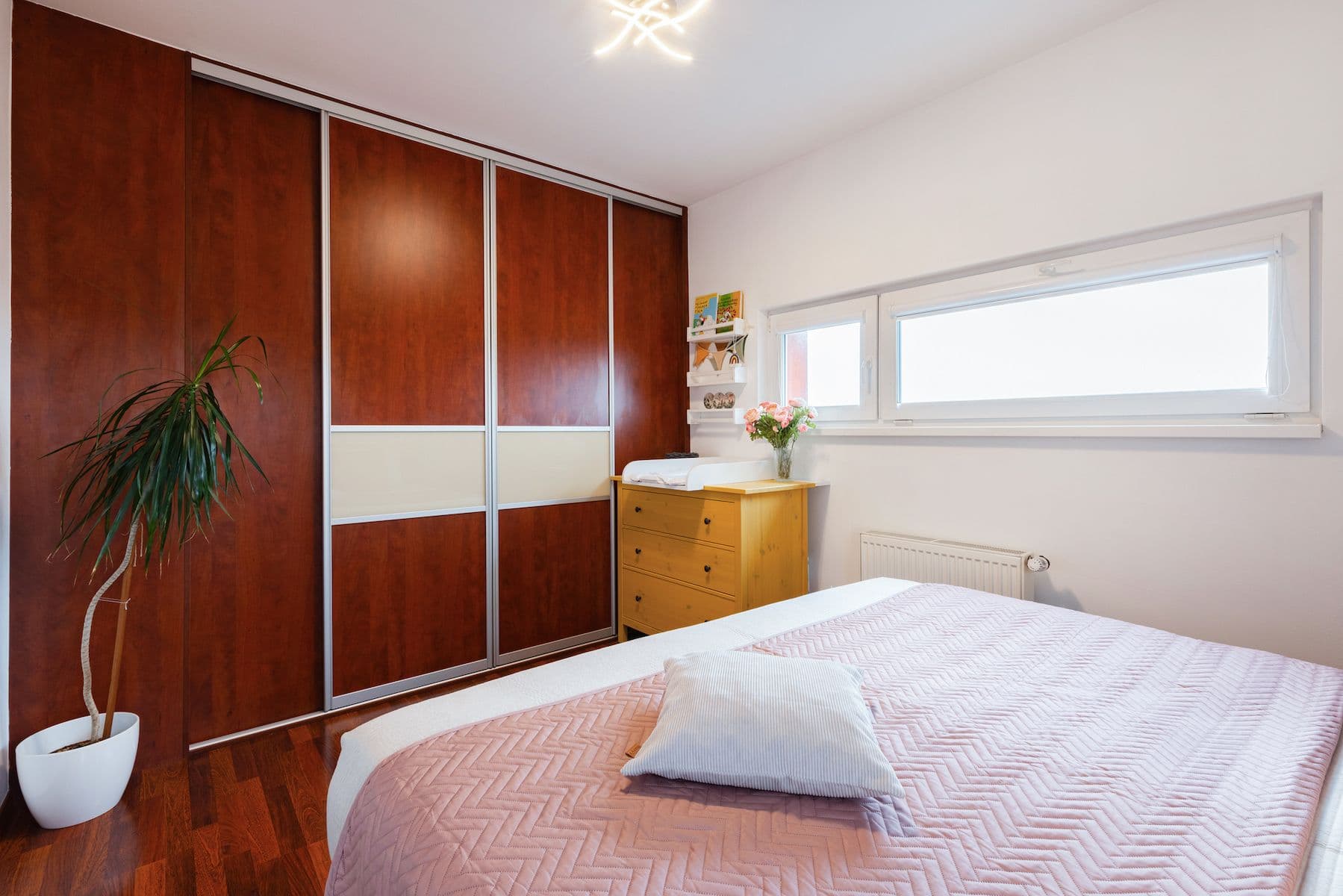 Prodej bytu 2+kk 59 m², K Dálnici, Praha, Praha Prodej bytu 2+kk 59 m², K Dálnici, Praha, Praha