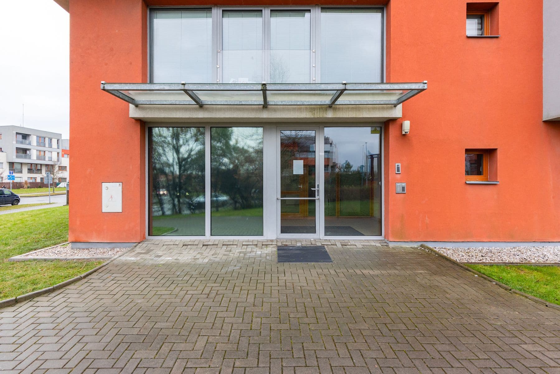 Prodej bytu 2+kk 59 m², K Dálnici, Praha, Praha Prodej bytu 2+kk 59 m², K Dálnici, Praha, Praha