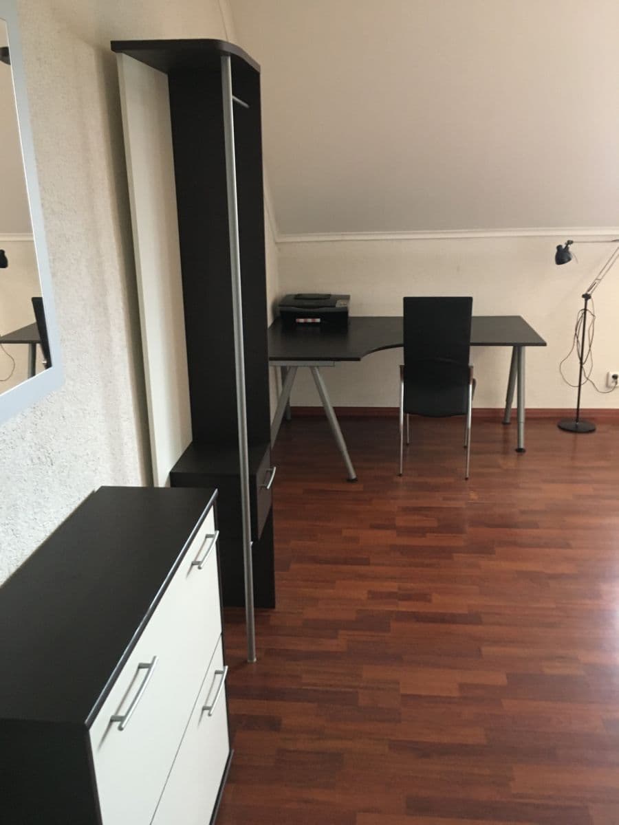 Pronájem bytu 2+1 65 m², Mickiewiczova, Bratislava - mestská časť Staré Mesto, Bratislavský kraj Pronájem bytu 2+1 65 m², Mickiewiczova, Bratislava - mestská časť Staré Mesto, Bratislavský kraj