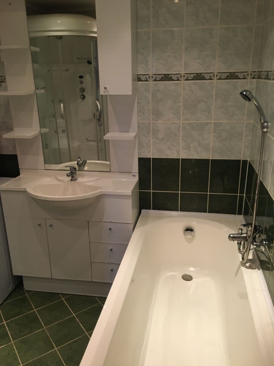 Pronájem bytu 2+1 65 m², Mickiewiczova, Bratislava - mestská časť Staré Mesto, Bratislavský kraj Pronájem bytu 2+1 65 m², Mickiewiczova, Bratislava - mestská časť Staré Mesto, Bratislavský kraj