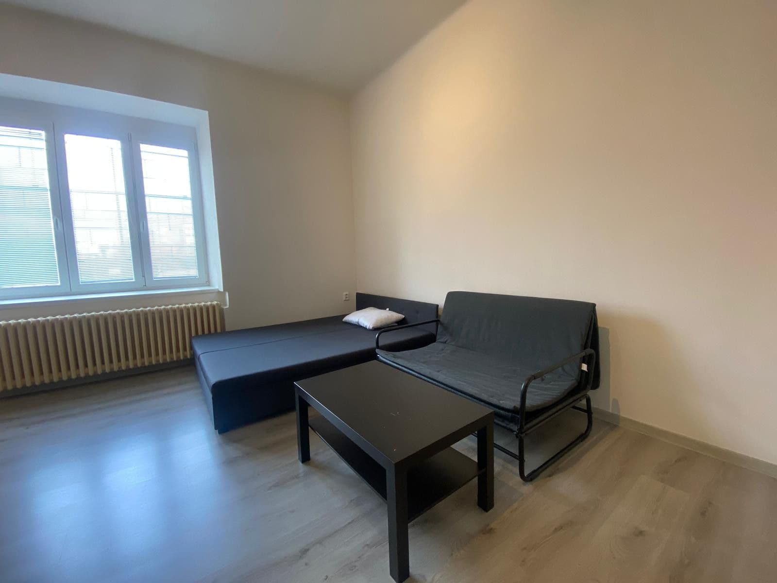 Pronájem bytu 1+kk 33 m², U Skládky, Praha, Praha Pronájem bytu 1+kk 33 m², U Skládky, Praha, Praha