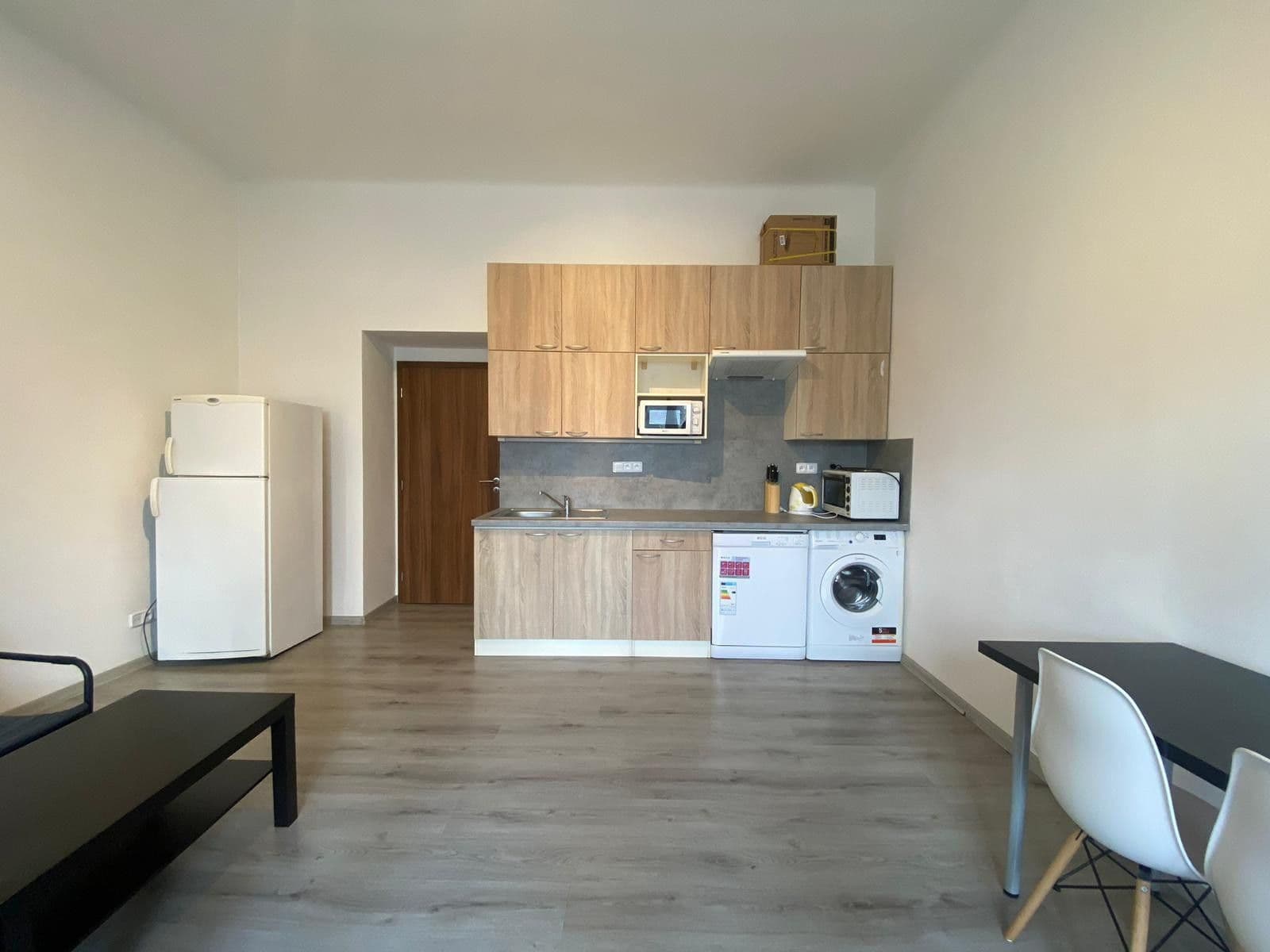 Pronájem bytu 1+kk 33 m², U Skládky, Praha, Praha Pronájem bytu 1+kk 33 m², U Skládky, Praha, Praha