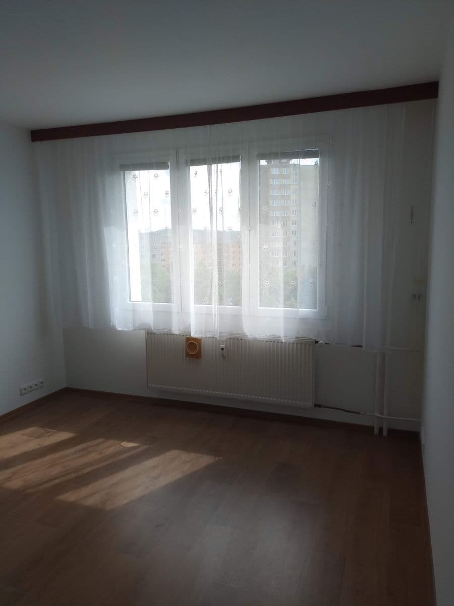 Pronájem bytu 1+1 40 m², Zárubova, Praha, Praha Pronájem bytu 1+1 40 m², Zárubova, Praha, Praha