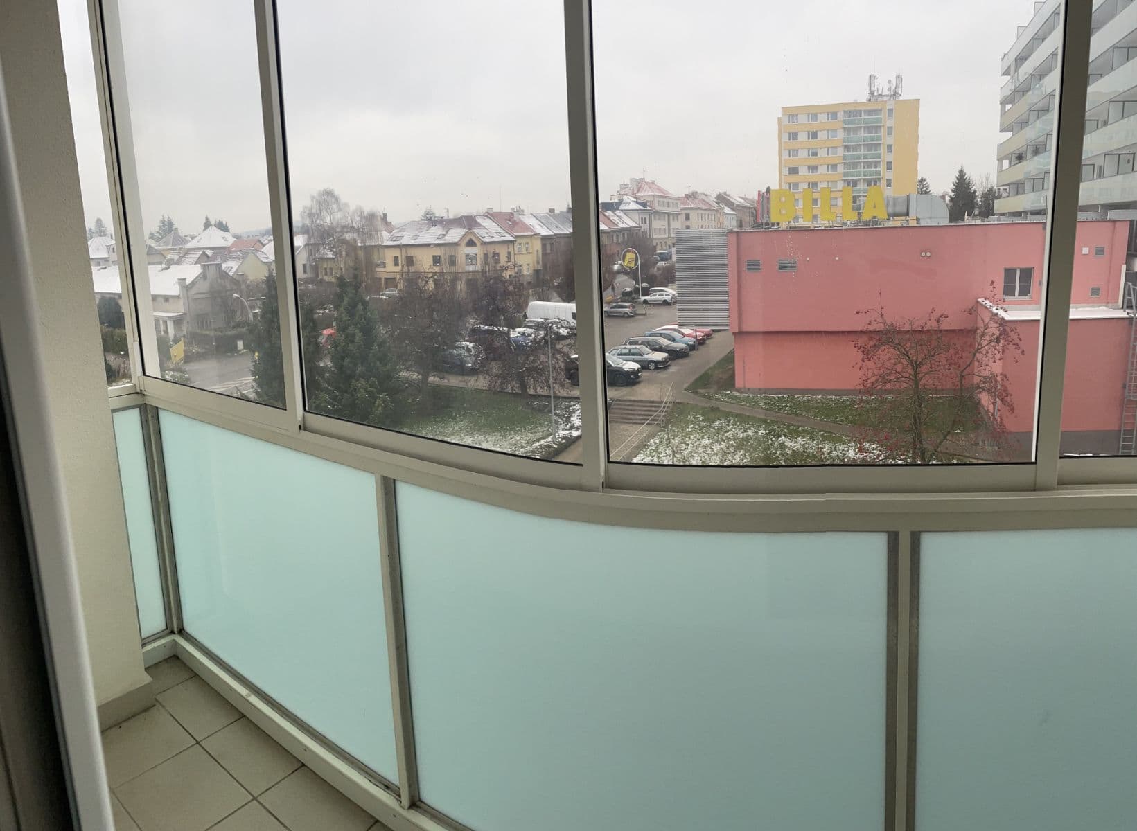 Pronájem bytu 3+1 74 m², Pod lipami, Jičín, Královéhradecký kraj Pronájem bytu 3+1 74 m², Pod lipami, Jičín, Královéhradecký kraj