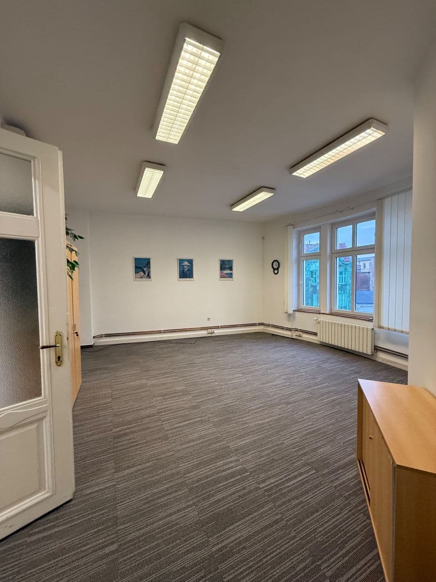 Pronájem kanceláře 188 m², Na Hradbách, Ostrava, Moravskoslezský kraj Pronájem kanceláře 188 m², Na Hradbách, Ostrava, Moravskoslezský kraj