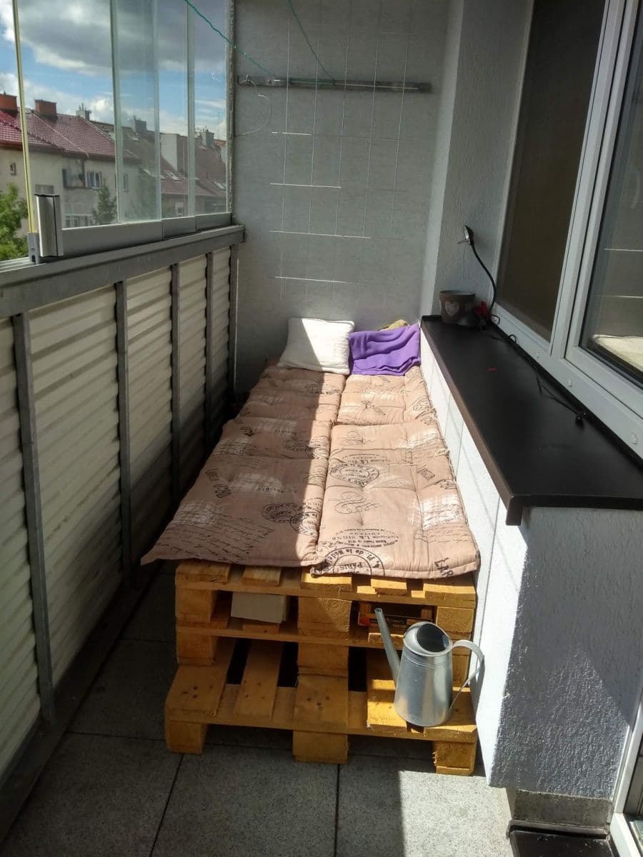 Pronájem bytu 1+kk 39 m², Palackého třída, Pardubice, Pardubický kraj Pronájem bytu 1+kk 39 m², Palackého třída, Pardubice, Pardubický kraj