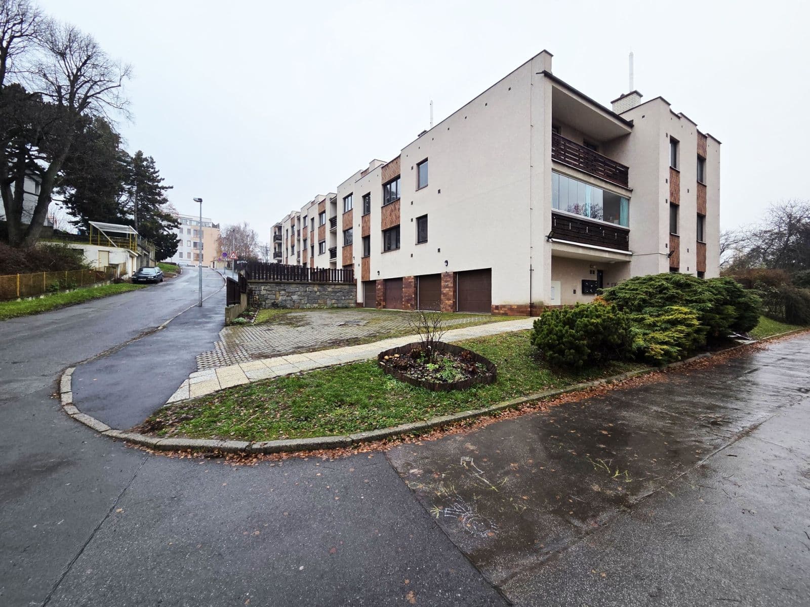 Pronájem bytu 2+1 49 m², Pod Krocínkou, Praha, Praha Pronájem bytu 2+1 49 m², Pod Krocínkou, Praha, Praha