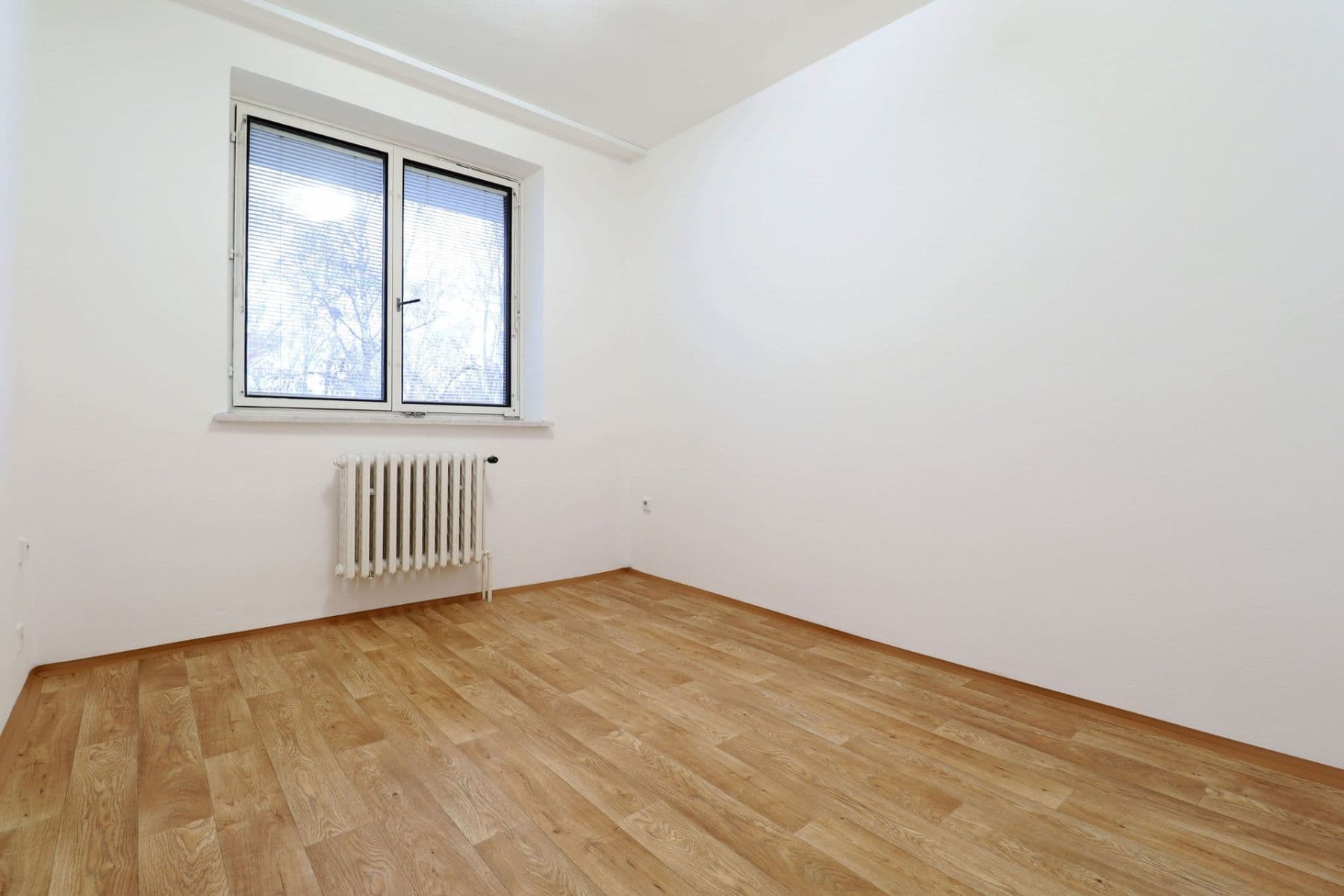 Pronájem bytu 2+1 49 m², Pod Krocínkou, Praha, Praha Pronájem bytu 2+1 49 m², Pod Krocínkou, Praha, Praha