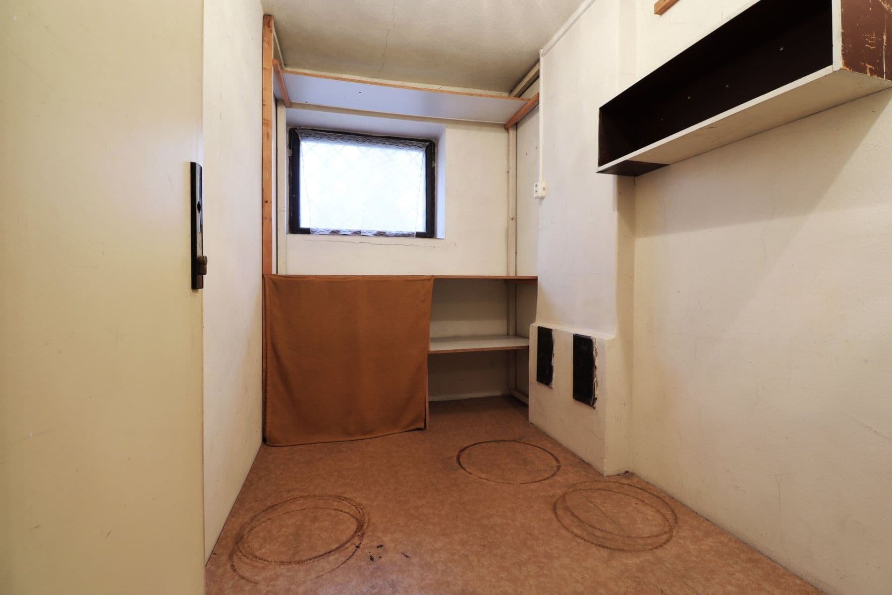 Pronájem bytu 2+1 49 m², Pod Krocínkou, Praha, Praha Pronájem bytu 2+1 49 m², Pod Krocínkou, Praha, Praha