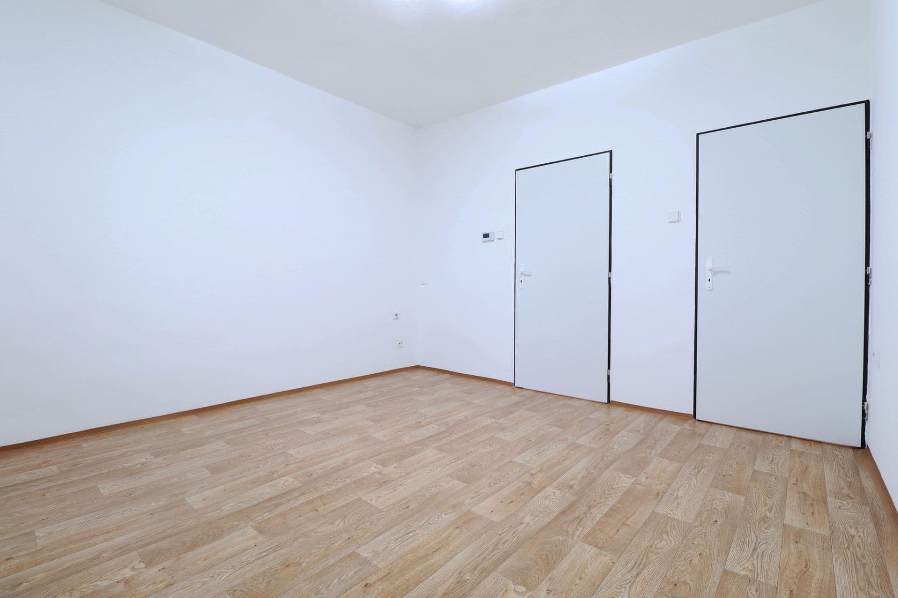Pronájem bytu 2+1 49 m², Pod Krocínkou, Praha, Praha Pronájem bytu 2+1 49 m², Pod Krocínkou, Praha, Praha