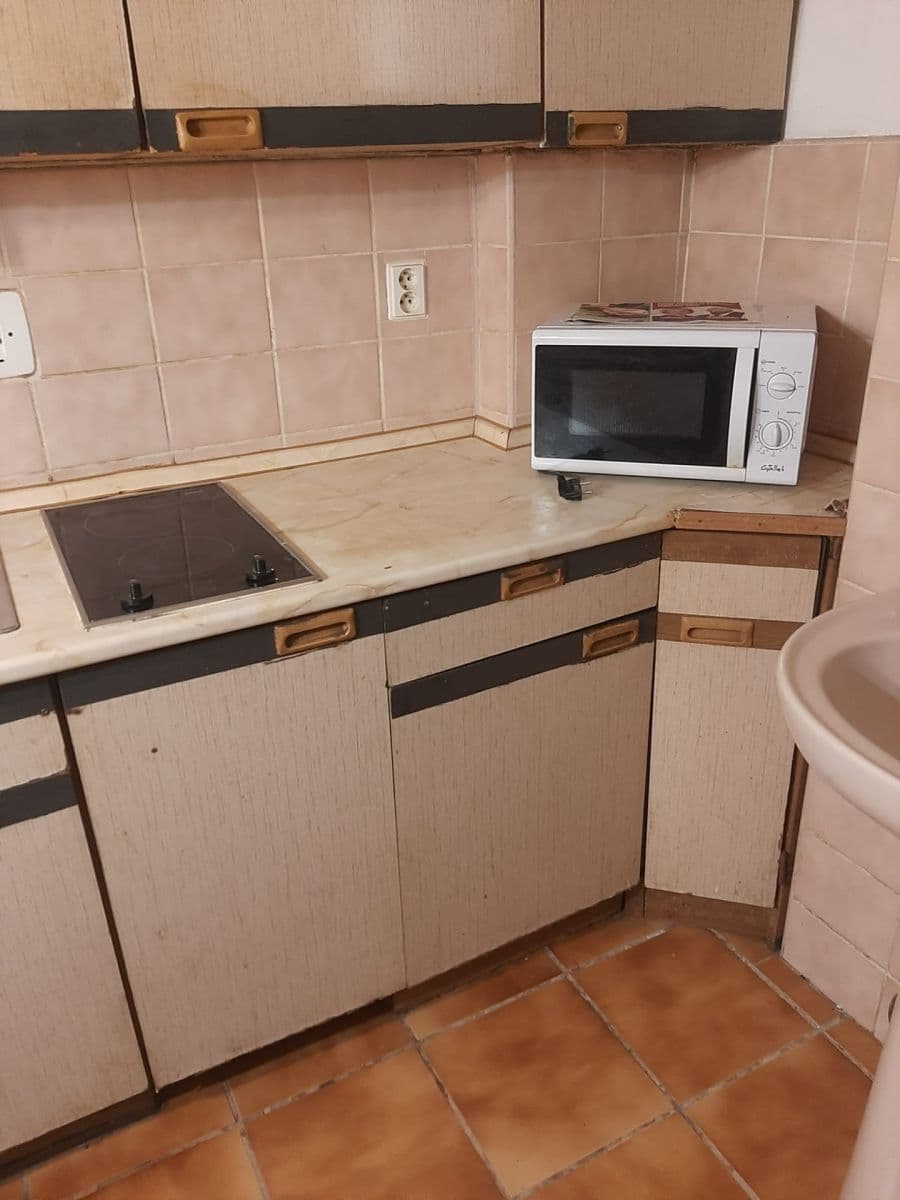 Pronájem bytu 1+1 27 m², Na Říháku, Praha, Praha Pronájem bytu 1+1 27 m², Na Říháku, Praha, Praha