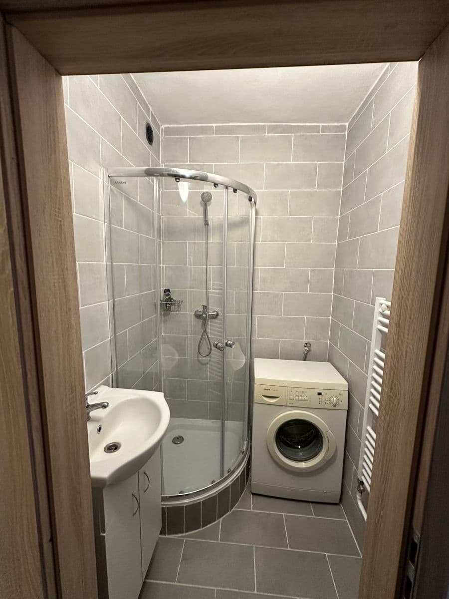 Pronájem bytu 2+1 53 m², Brodská, Žďár nad Sázavou, Kraj Vysočina Pronájem bytu 2+1 53 m², Brodská, Žďár nad Sázavou, Kraj Vysočina