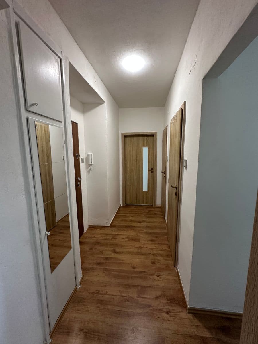 Pronájem bytu 2+1 53 m², Brodská, Žďár nad Sázavou, Kraj Vysočina Pronájem bytu 2+1 53 m², Brodská, Žďár nad Sázavou, Kraj Vysočina