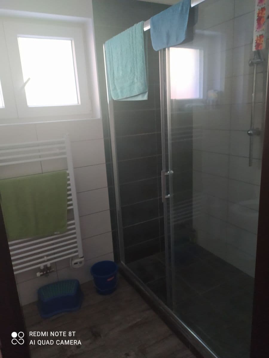 Prodej domu 210 m², pozemek 1.109 m², Ke Kocandě, Dolany, Středočeský kraj Prodej domu 210 m², pozemek 1.109 m², Ke Kocandě, Dolany, Středočeský kraj