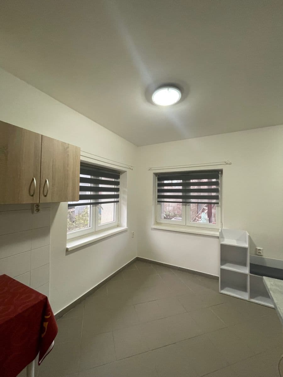 Pronájem bytu 1+1 50 m², tř. Čs. odboje, Chrást, Plzeňský kraj Pronájem bytu 1+1 50 m², tř. Čs. odboje, Chrást, Plzeňský kraj