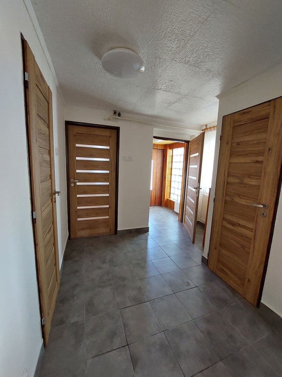 Pronájem domu 82 m², pozemek 282 m², Hálkova, Kolín, Středočeský kraj Pronájem domu 82 m², pozemek 282 m², Hálkova, Kolín, Středočeský kraj