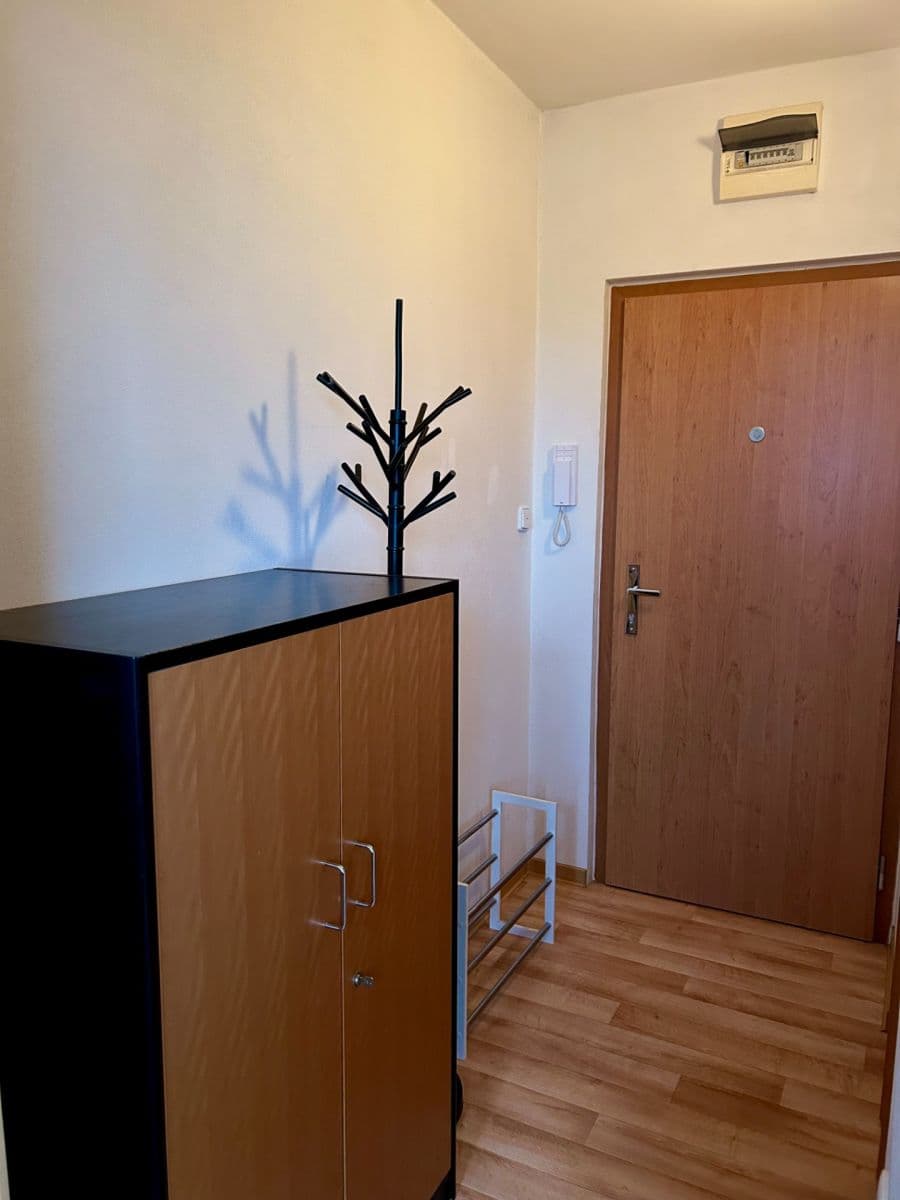 Pronájem bytu 1+1 32 m², Štouračova, Brno, Jihomoravský kraj Pronájem bytu 1+1 32 m², Štouračova, Brno, Jihomoravský kraj