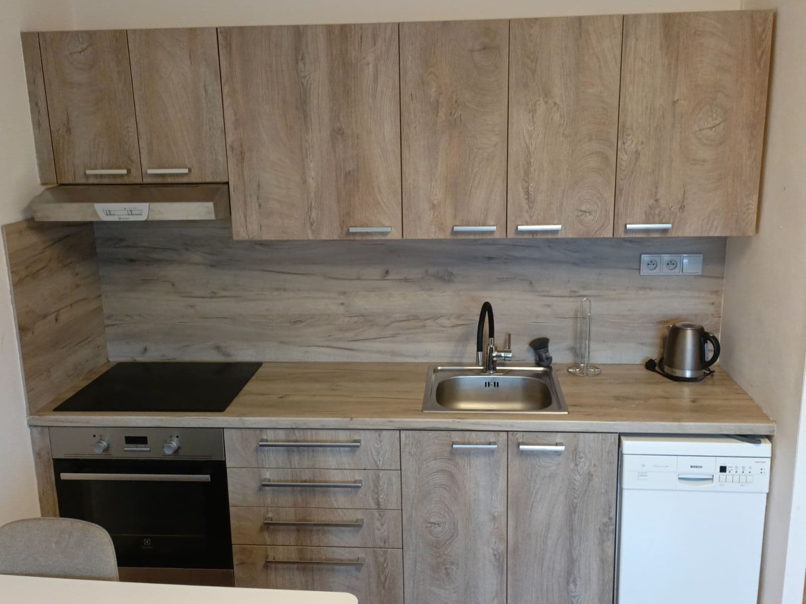 Pronájem bytu 2+kk 42 m², Na Kohoutě, Ústí nad Labem, Ústecký kraj Pronájem bytu 2+kk 42 m², Na Kohoutě, Ústí nad Labem, Ústecký kraj