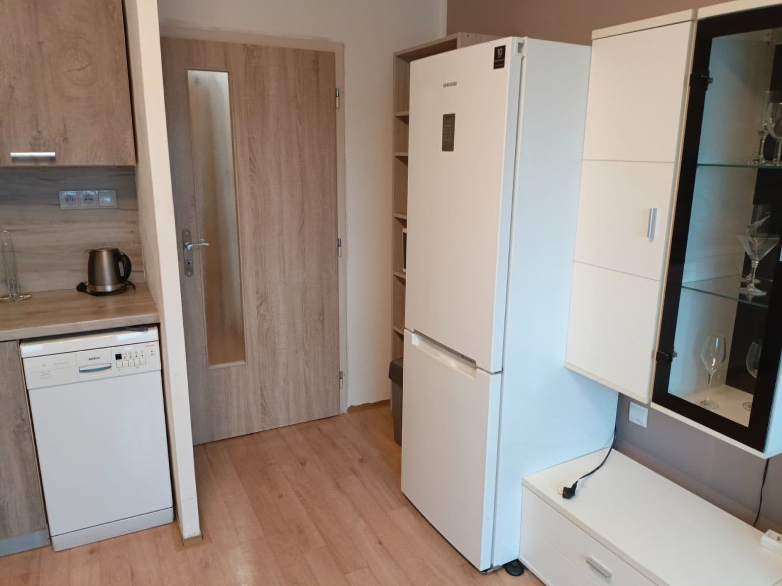 Pronájem bytu 2+kk 42 m², Na Kohoutě, Ústí nad Labem, Ústecký kraj Pronájem bytu 2+kk 42 m², Na Kohoutě, Ústí nad Labem, Ústecký kraj