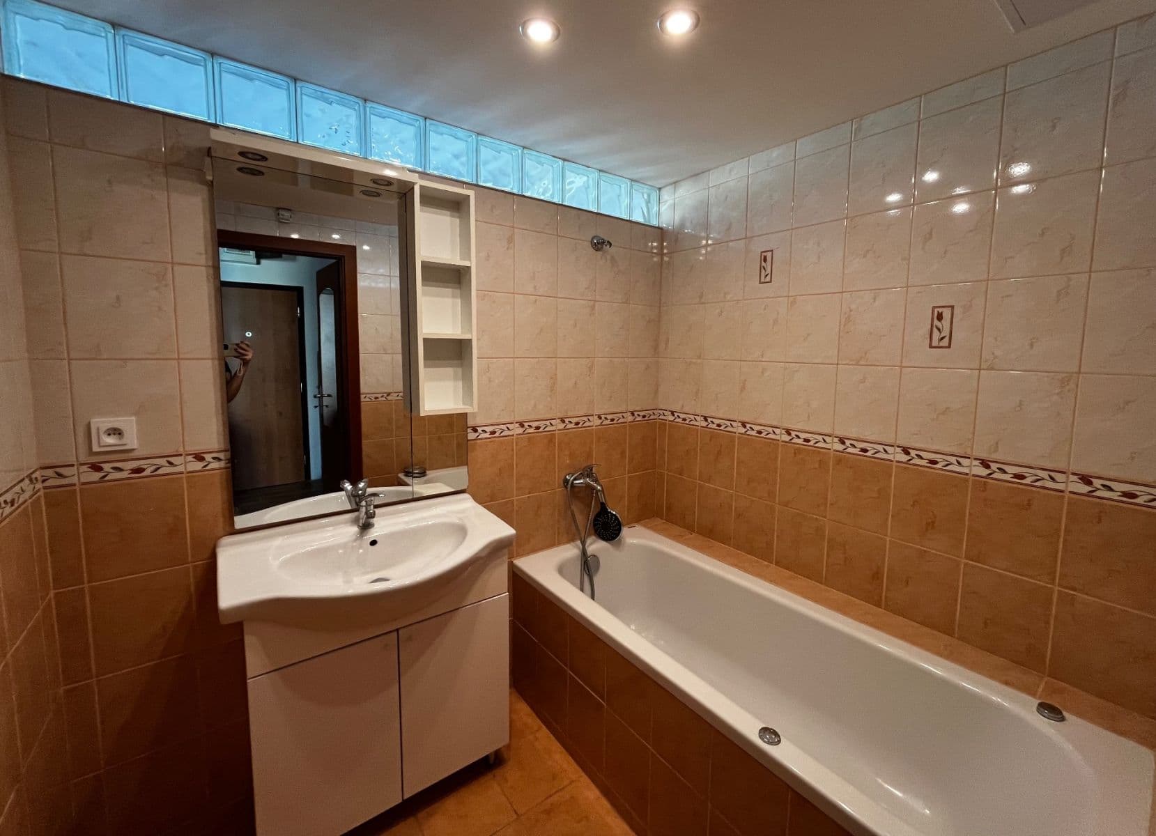 Pronájem bytu 1+kk 36 m², Štúrova, Praha, Praha Pronájem bytu 1+kk 36 m², Štúrova, Praha, Praha