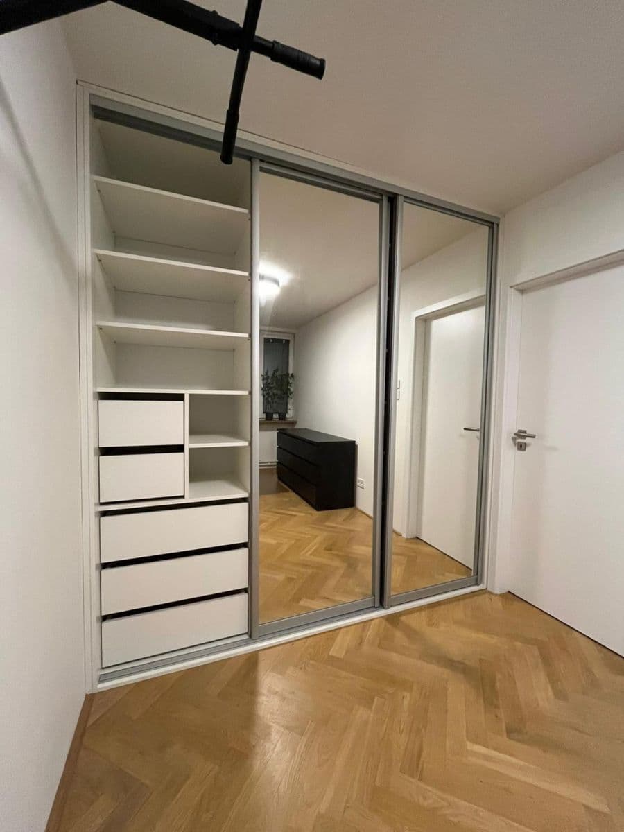 Pronájem bytu 3+kk 60 m², Nekvasilova, Praha, Praha Pronájem bytu 3+kk 60 m², Nekvasilova, Praha, Praha