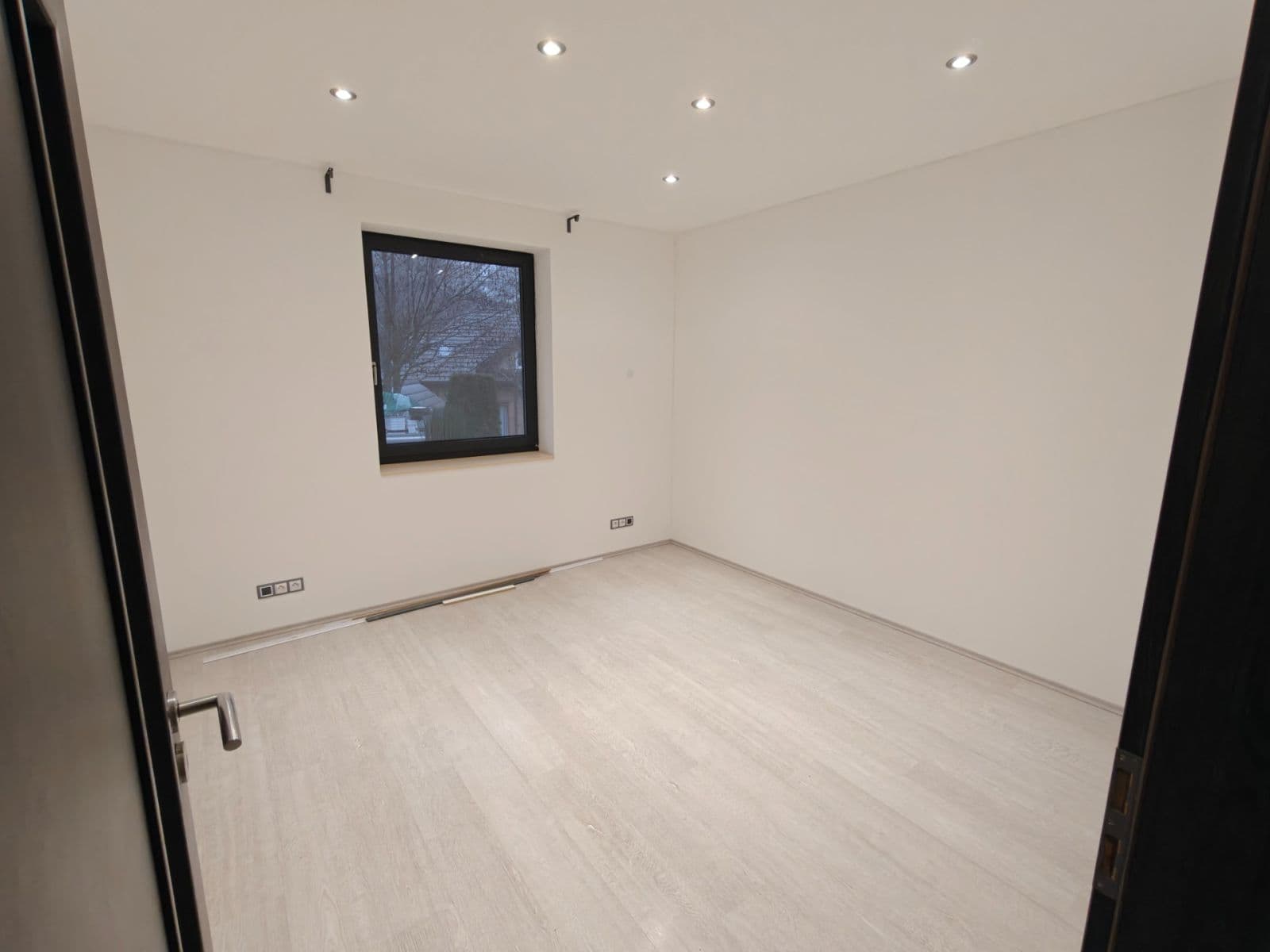 Prodej domu 101 m², pozemek 1.155 m², Štíhlice, Středočeský kraj Prodej domu 101 m², pozemek 1.155 m², Štíhlice, Středočeský kraj