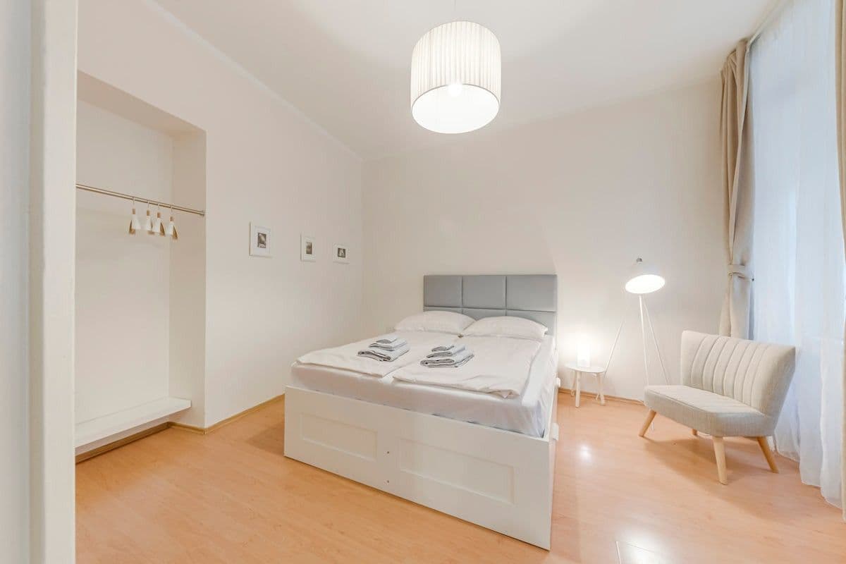 Pronájem bytu 55 m², Ve šmečkach, Praha, Praha Pronájem bytu 55 m², Ve šmečkach, Praha, Praha