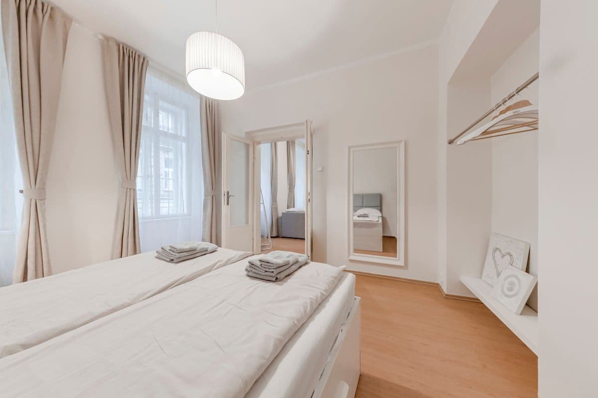 Pronájem bytu 55 m², Ve šmečkach, Praha, Praha Pronájem bytu 55 m², Ve šmečkach, Praha, Praha
