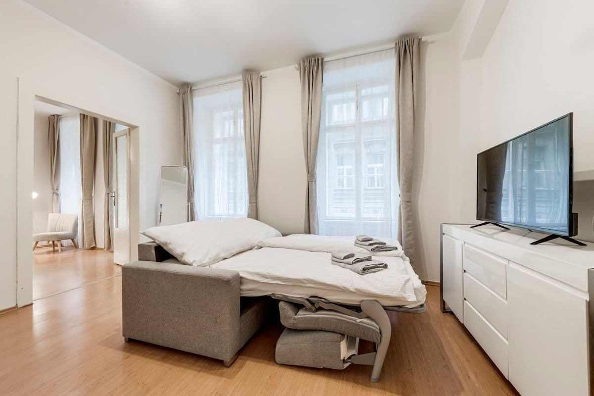 Pronájem bytu 55 m², Ve šmečkach, Praha, Praha Pronájem bytu 55 m², Ve šmečkach, Praha, Praha