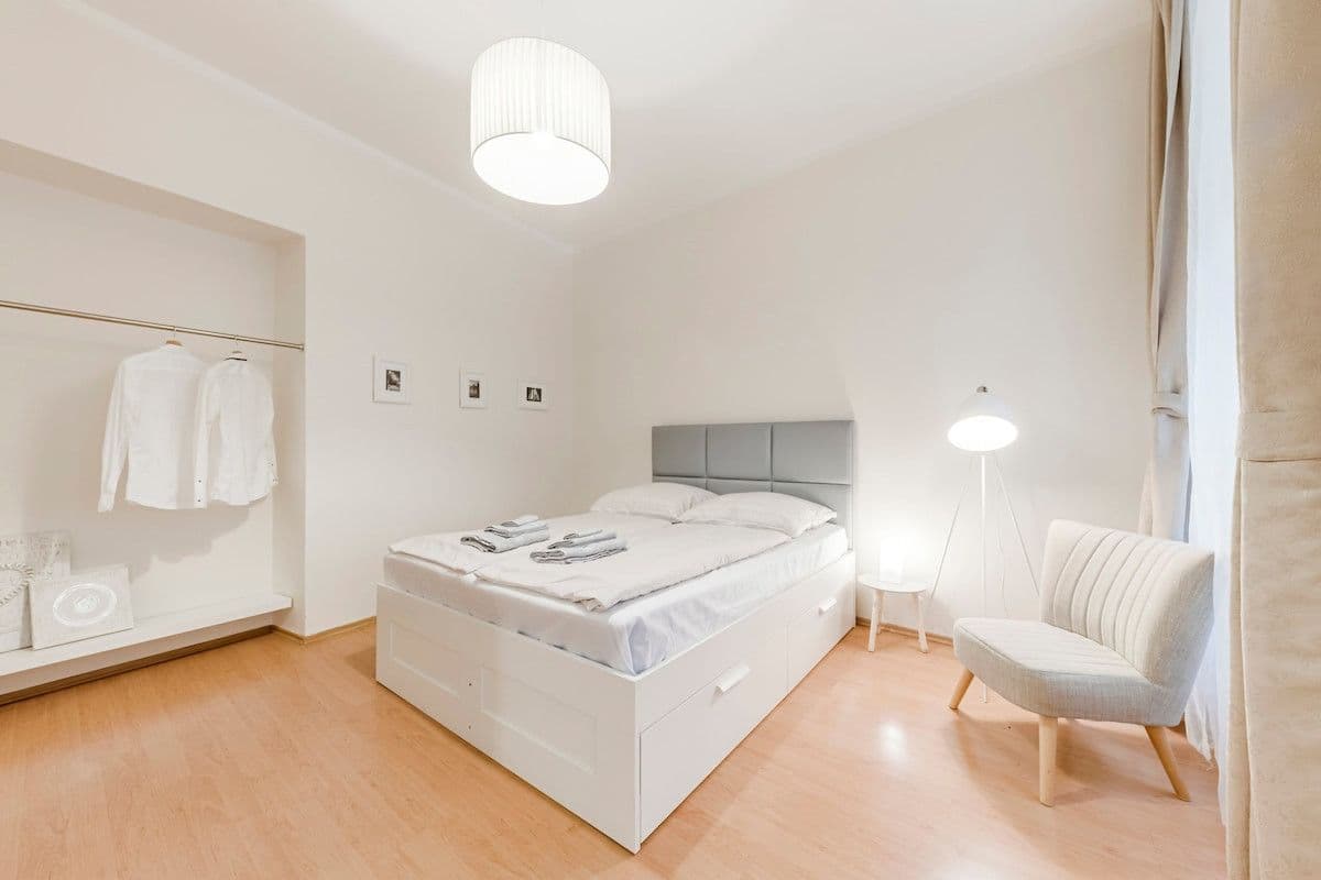 Pronájem bytu 55 m², Ve šmečkach, Praha, Praha Pronájem bytu 55 m², Ve šmečkach, Praha, Praha