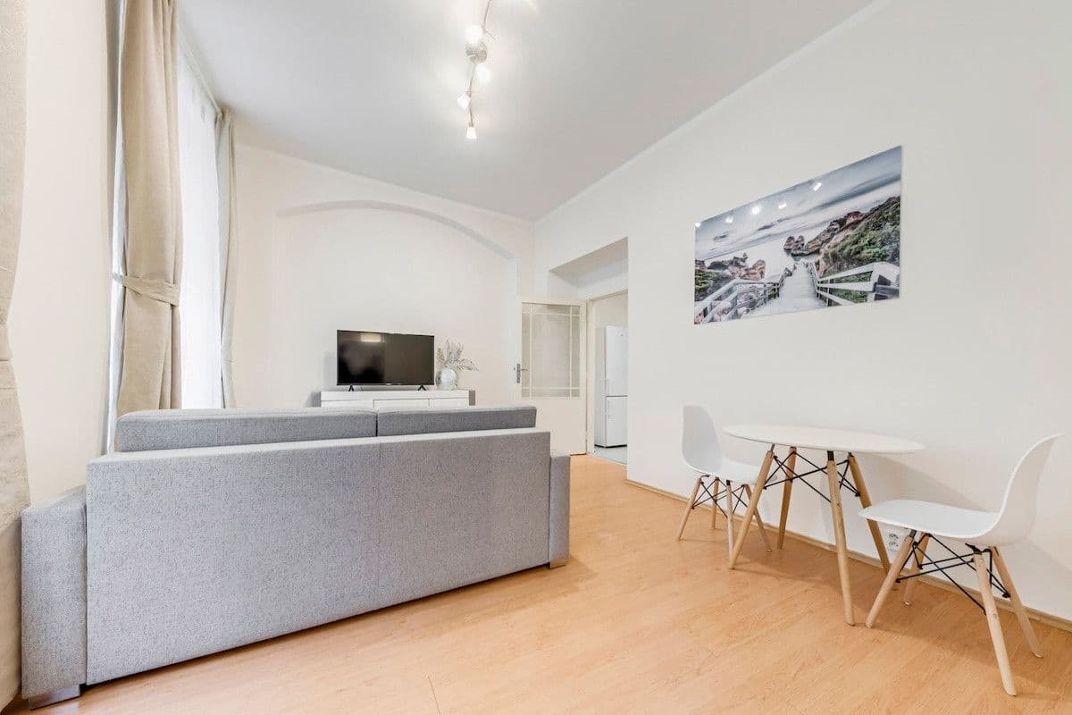 Pronájem bytu 55 m², Ve šmečkach, Praha, Praha Pronájem bytu 55 m², Ve šmečkach, Praha, Praha
