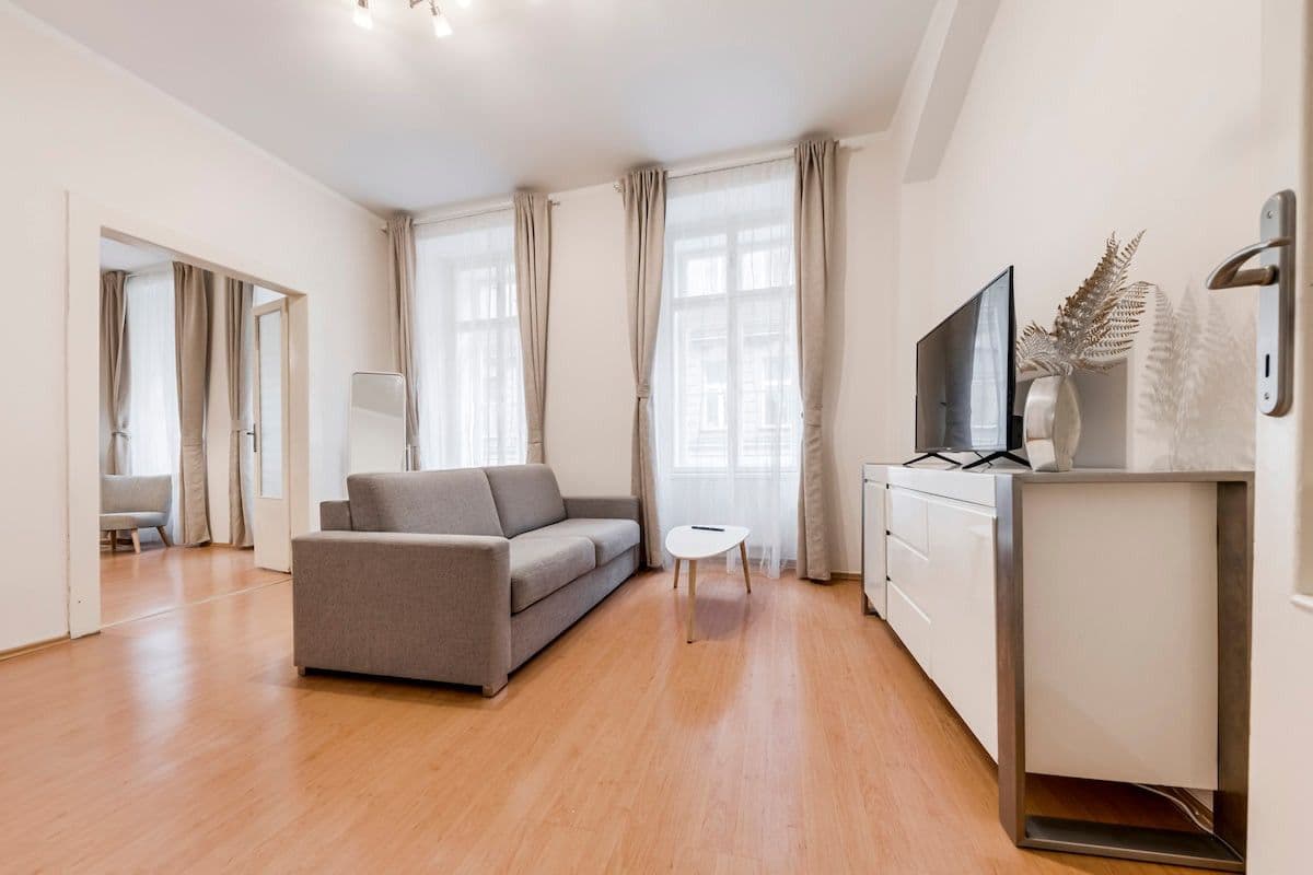 Pronájem bytu 55 m², Ve šmečkach, Praha, Praha Pronájem bytu 55 m², Ve šmečkach, Praha, Praha