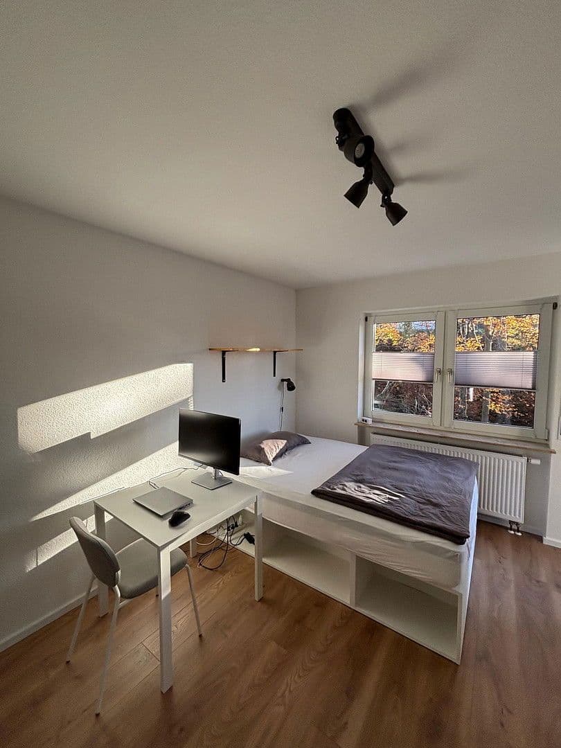 Pronájem bytu 1+1 24 m², Weilerstraße 56, Schwäbisch Gmünd, Bádensko-Württembersko Pronájem bytu 1+1 24 m², Weilerstraße 56, Schwäbisch Gmünd, Bádensko-Württembersko