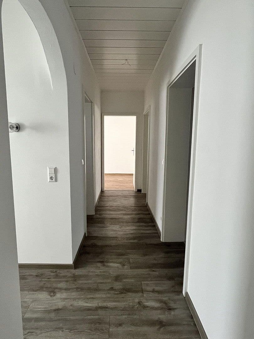 Pronájem bytu 4+kk 127 m², Römerberg, Porýní-Falc Pronájem bytu 4+kk 127 m², Römerberg, Porýní-Falc